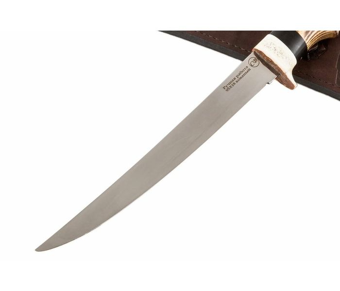 Филейный нож ручной работы 'Осетр': сталь 95Х18 рукоять карел. береза - черный граб