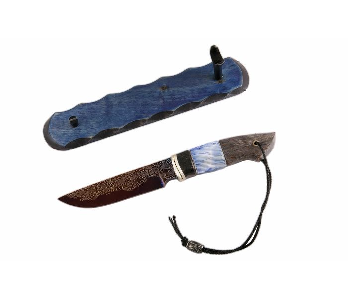 нож Росомаха сталь Ламинированная рукоять стаб. карельская береза, вставка клык моржа