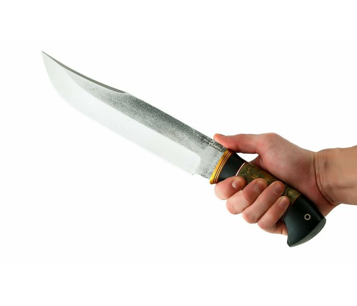 нож ручной работы 'Кайман' из стали кованой 95Х18 рукоять кар. береза (зеленая)
