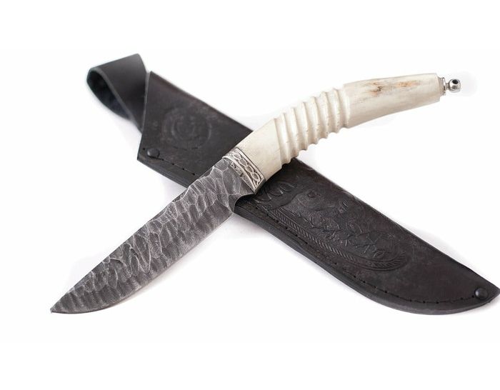 Нож ручной работы Росомаха: сталь дамаск, рог лося, рез. кость каменный век
