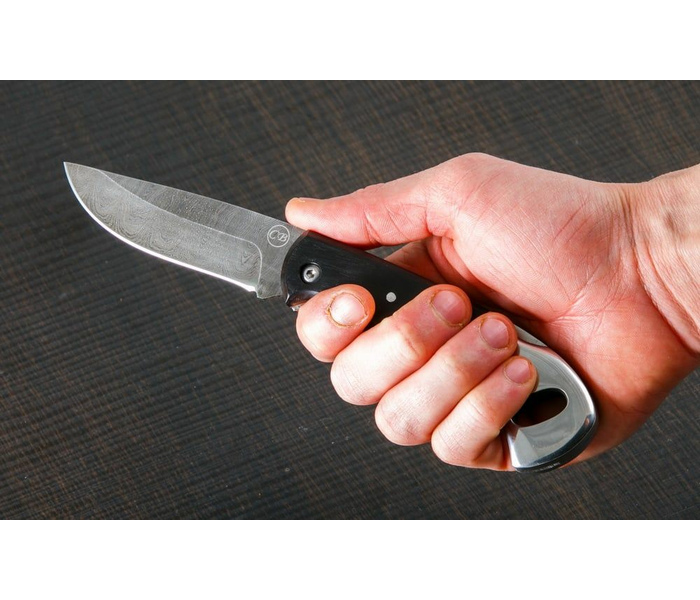 Складной нож ручной работы Скат - 2 из стали дамаск рукоять черный граб - дюраль