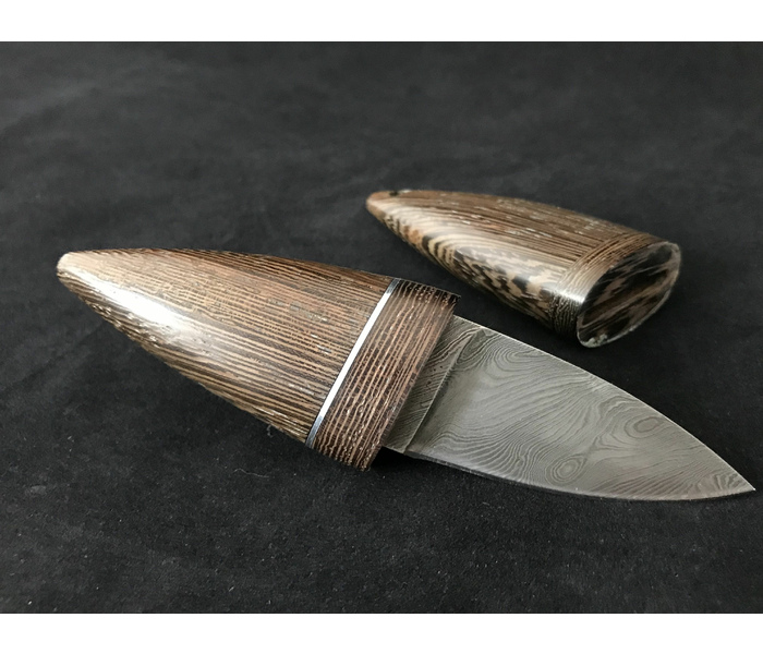 Якутский нож Мини-якут (Шейный нож, нож-амулет): Дамасская сталь, рукоять и ножны венге