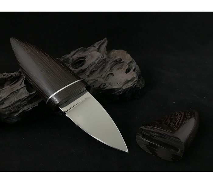 Якутский нож Мини-якут (Шейный нож, нож-амулет): сталь кованая Х12МФ, рукоять и ножны венге