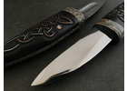 Якутский нож ручной работы 'Клык большой' с двумя лезвиями из стали кованой 110Х18, дамаск рукоять черный граб, ножны черный граб, инкрустация